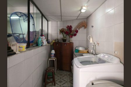 Casa para alugar com 158m², 2 quartos e 2 vagas Casa para alugar com 158m², 2 quartos e 2 vagasÁrea de Serviço e Quintal