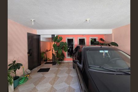 Casa para alugar com 158m², 2 quartos e 2 vagas Casa para alugar com 158m², 2 quartos e 2 vagasGaragem