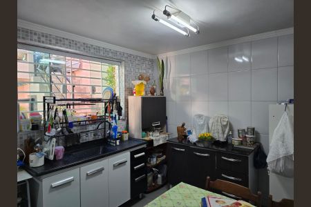 Casa para alugar com 158m², 2 quartos e 2 vagas Casa para alugar com 158m², 2 quartos e 2 vagasCozinha