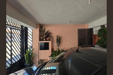 Casa para alugar com 158m², 2 quartos e 2 vagas Casa para alugar com 158m², 2 quartos e 2 vagasGaragem