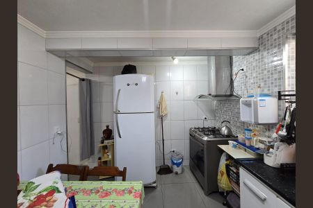 Casa para alugar com 158m², 2 quartos e 2 vagas Casa para alugar com 158m², 2 quartos e 2 vagasCozinha