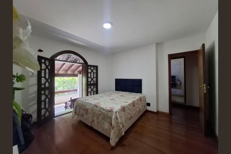 Casa para alugar com 800m², 6 quartos e 2 vagas Casa para alugar com 800m², 6 quartos e 2 vagasQuarto 4