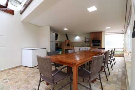 Apartamento à venda com 70m², 2 quartos e 1 vagaÁrea comum - Churrasqueira