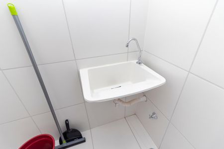 Apartamento para alugar com 34m², 2 quartos e sem vaga Apartamento para alugar com 34m², 2 quartos e sem vagaCozinha e Área de Serviço