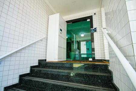 Apartamento para alugar com 78m², 2 quartos e 1 vaga