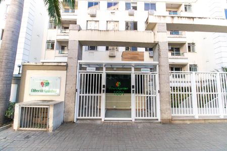 Apartamento à venda com 121m², 3 quartos e 1 vagaFachada