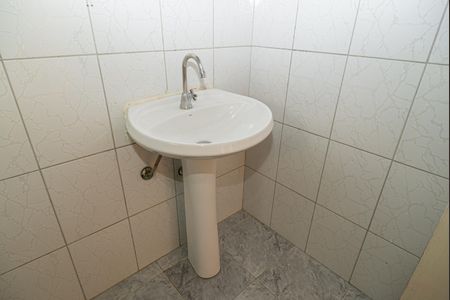Apartamento à venda com 67m², 2 quartos e sem vaga Apartamento à venda com 67m², 2 quartos e sem vagaBanheiro