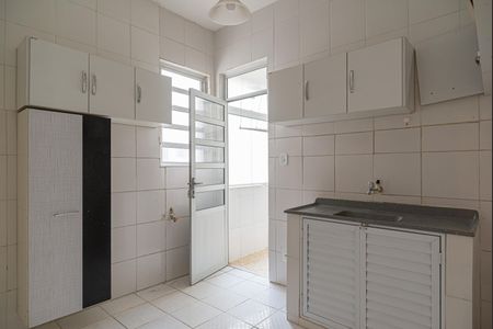 Apartamento à venda com 67m², 2 quartos e sem vaga Apartamento à venda com 67m², 2 quartos e sem vagaCozinha