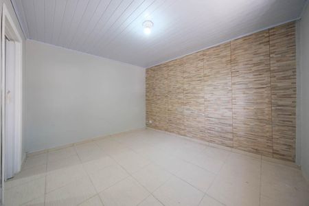 Quarto 1 de casa para alugar com 2 quartos, 80m² em Jardim dos Francos, São Paulo