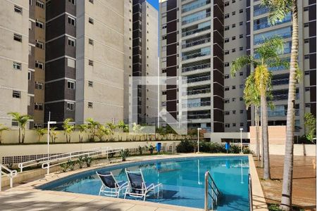 Apartamento para alugar com 135m², 4 quartos e 2 vagas Apartamento para alugar com 135m², 4 quartos e 2 vagasPiscina