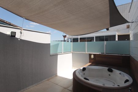 Apartamento para alugar com 100m², 2 quartos e 2 vagasCobertura