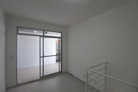 Sala de TV de apartamento para alugar com 2 quartos, 100m² em Paquetá, Belo Horizonte