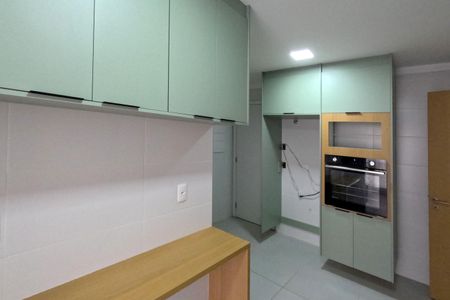 Apartamento para alugar com 99m², 3 quartos e 3 vagasCozinha