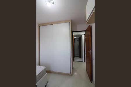 Apartamento à venda com 65m², 3 quartos e 1 vagaQuarto 2
