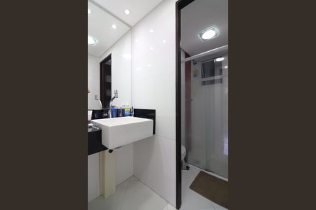 Apartamento à venda com 65m², 3 quartos e 1 vagaBanheiro Social