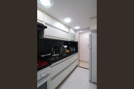 Apartamento à venda com 65m², 3 quartos e 1 vagaCozinha 