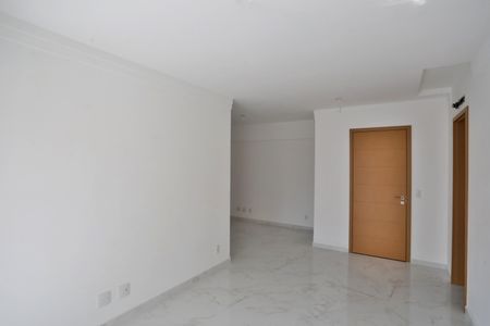 Sala de apartamento para alugar com 3 quartos, 101m² em Gonzaga, Santos