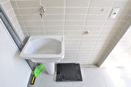 Apartamento para alugar com 101m², 3 quartos e 1 vagaÁrea de Serviço