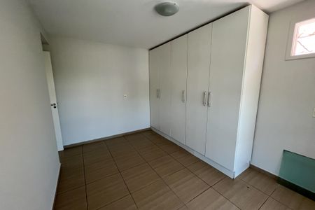 Apartamento à venda com 199m², 3 quartos e 2 vagas Apartamento à venda com 199m², 3 quartos e 2 vagasQuarto 3