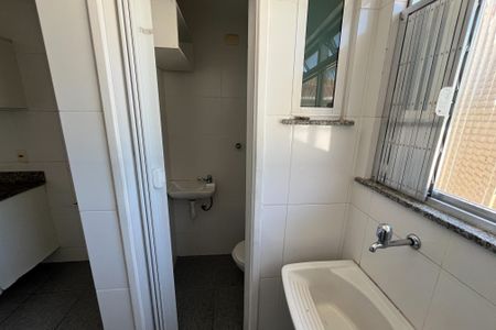 Apartamento à venda com 199m², 3 quartos e 2 vagas Apartamento à venda com 199m², 3 quartos e 2 vagasÁrea de Serviço