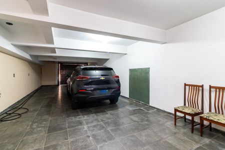 Garagem de casa à venda com 3 quartos, 250m² em Jardim São Paulo, São Paulo