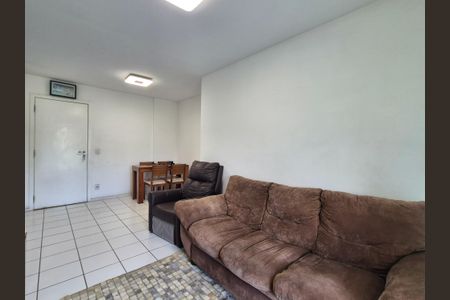 Apartamento para alugar com 64m², 3 quartos e 1 vaga Apartamento para alugar com 64m², 3 quartos e 1 vagaSala