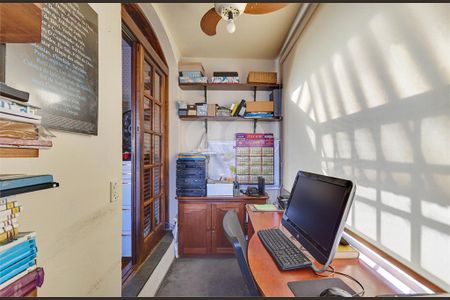 Casa à venda com 3 quartos, 240m² em Vila Alexandria, São Paulo