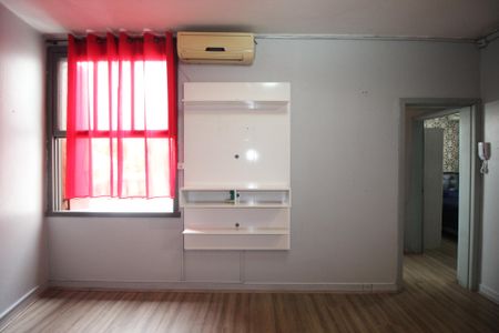 Apartamento à venda com 67m², 2 quartos e sem vagaSala