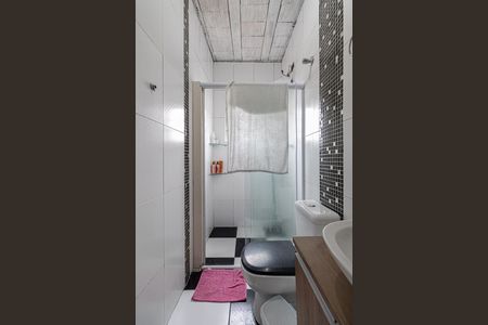 Banheiro social de casa à venda com 3 quartos, 460m² em Jardim Santa Maria, São Paulo