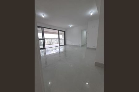 Apartamento à venda com 131m², 3 quartos e 3 vagas