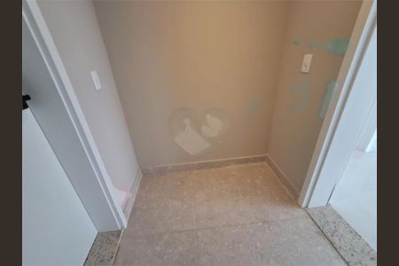 Apartamento à venda com 131m², 3 quartos e 3 vagas