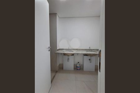 Apartamento à venda com 131m², 3 quartos e 3 vagas