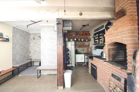 Casa à venda com 138m², 2 quartos e 2 vagasChurrasqueira