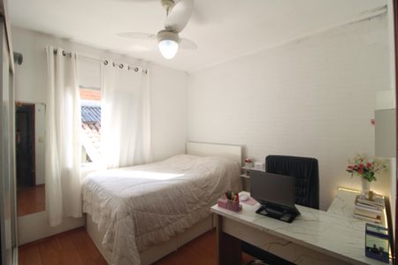 Casa à venda com 138m², 2 quartos e 2 vagasSuíte 2