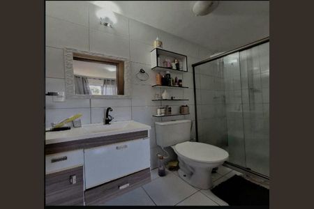 Banheiro de apartamento para alugar com 2 quartos, 60m² em Imbuí, Salvador
