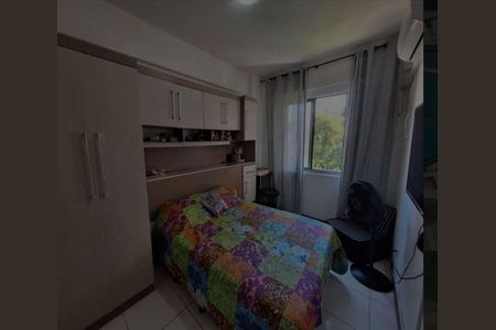 Quarto de apartamento para alugar com 2 quartos, 60m² em Imbuí, Salvador