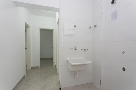 Apartamento à venda com 37m², 2 quartos e sem vaga Apartamento à venda com 37m², 2 quartos e sem vagaÁrea de Serviço