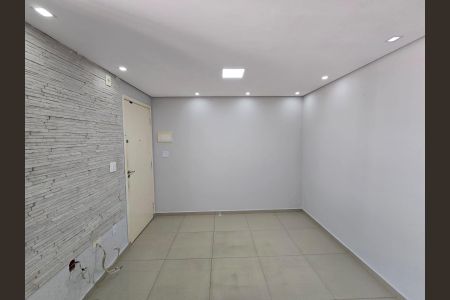 Sala  de apartamento para alugar com 2 quartos, 42m² em Água Chata, Guarulhos