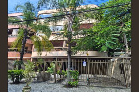 Apartamento para alugar com 98m², 3 quartos e 2 vagas