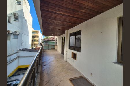 Apartamento para alugar com 98m², 3 quartos e 2 vagas Apartamento para alugar com 98m², 3 quartos e 2 vagasVaranda