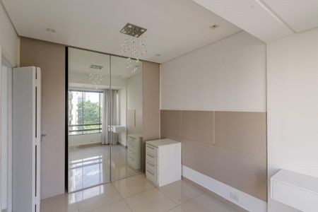 Apartamento à venda com 65m², 2 quartos e 1 vaga Apartamento à venda com 65m², 2 quartos e 1 vagaSuíte