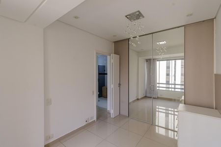 Apartamento à venda com 65m², 2 quartos e 1 vaga Apartamento à venda com 65m², 2 quartos e 1 vagaSuíte