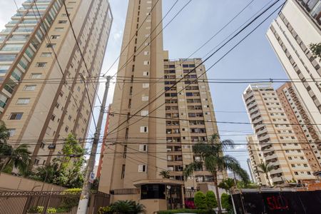 Apartamento à venda com 65m², 2 quartos e 1 vaga Apartamento à venda com 65m², 2 quartos e 1 vagaFachada