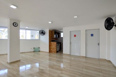 Apartamento para alugar com 60m², 2 quartos e 1 vaga Apartamento para alugar com 60m², 2 quartos e 1 vagaÁrea comum - Salão de festas