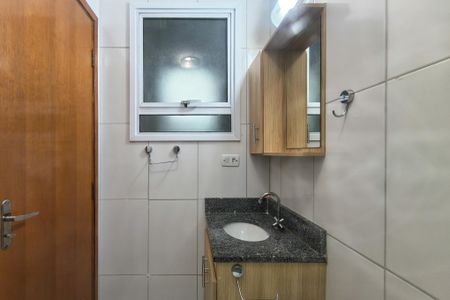 Apartamento para alugar com 60m², 2 quartos e 1 vaga Apartamento para alugar com 60m², 2 quartos e 1 vagaBanheiro da Suíte