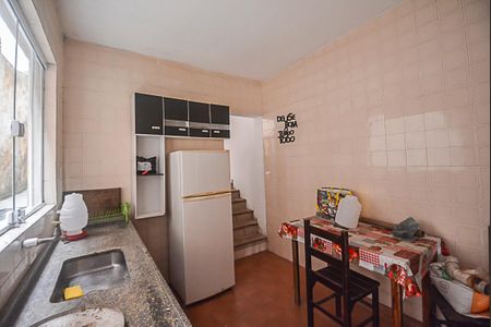 Casa à venda com 420m², 4 quartos e 2 vagas Casa à venda com 420m², 4 quartos e 2 vagasCozinha 2