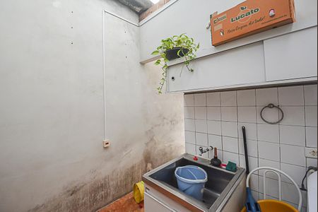 Casa à venda com 420m², 4 quartos e 2 vagas Casa à venda com 420m², 4 quartos e 2 vagasÁrea de Serviço