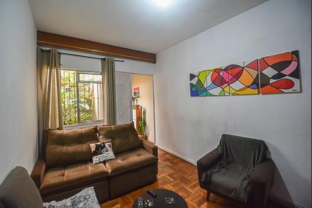 Casa à venda com 420m², 4 quartos e 2 vagas Casa à venda com 420m², 4 quartos e 2 vagasSala 1