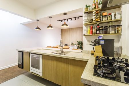 Apartamento à venda com 82m², 2 quartos e 1 vagaCozinha