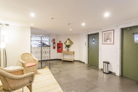 Apartamento à venda com 82m², 2 quartos e 1 vagaHall social